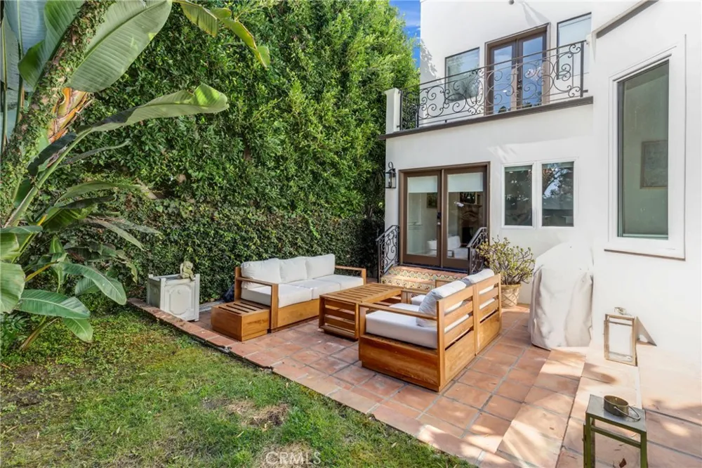 620 9th St Manhattan Beach, CA 90266