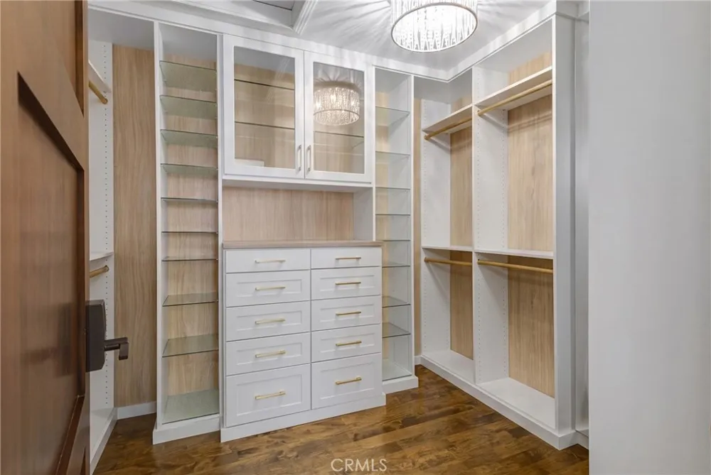 620 9th St Manhattan Beach, CA 90266