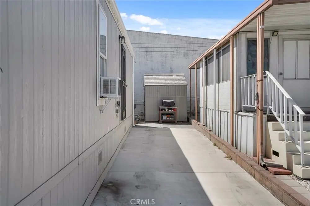 2355 Lomita Blvd #16 Lomita, CA 90717