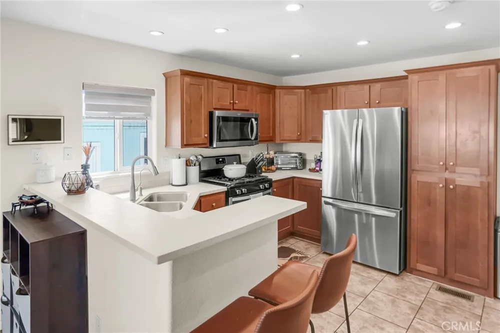 2355 Lomita Blvd #16 Lomita, CA 90717