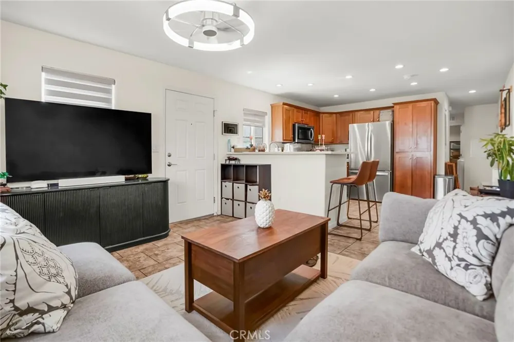 2355 Lomita Blvd #16 Lomita, CA 90717