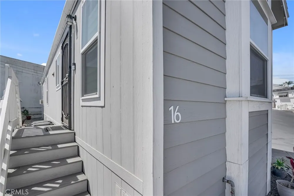 2355 Lomita Blvd #16 Lomita, CA 90717