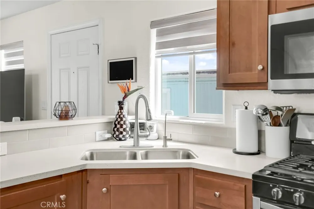 2355 Lomita Blvd #16 Lomita, CA 90717
