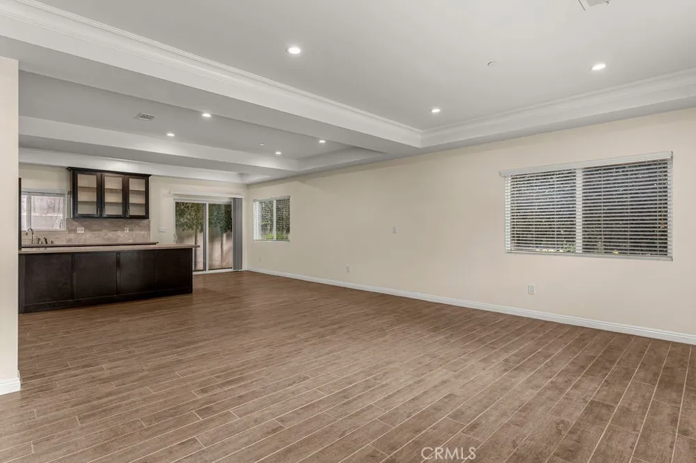 24842 Frampton Avenue Harbor City, CA 90710