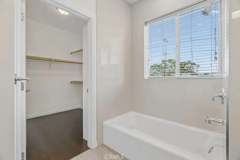 24842 Frampton Avenue Harbor City, CA 90710