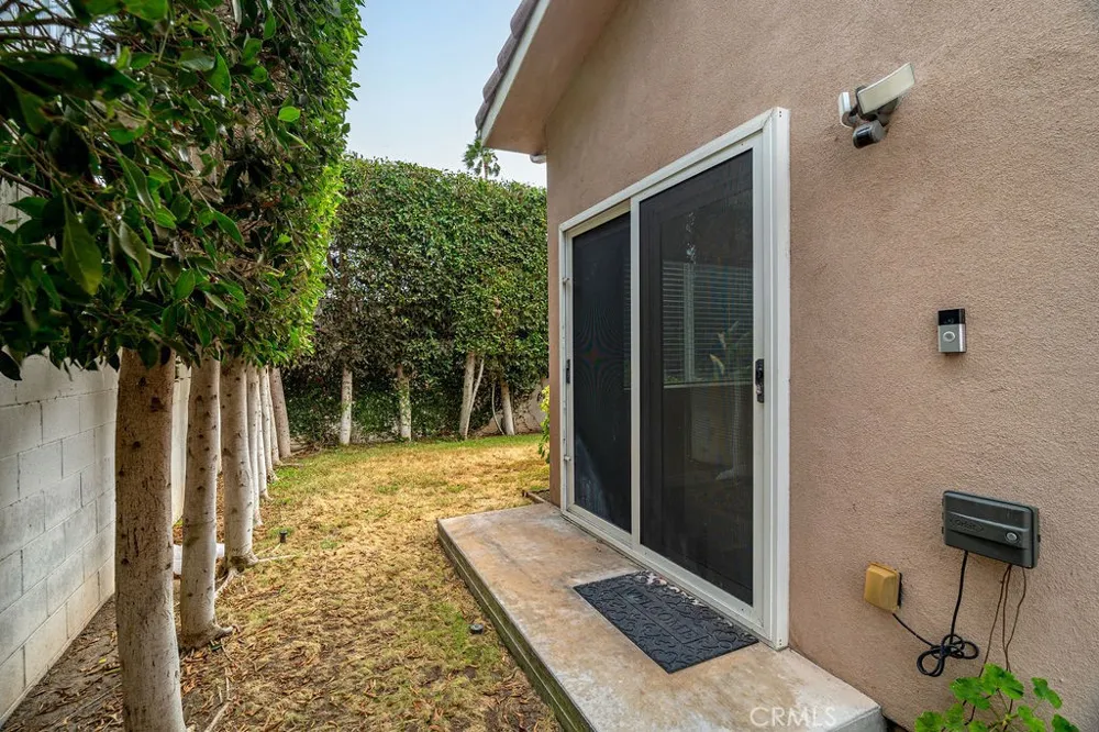 24842 Frampton Avenue Harbor City, CA 90710