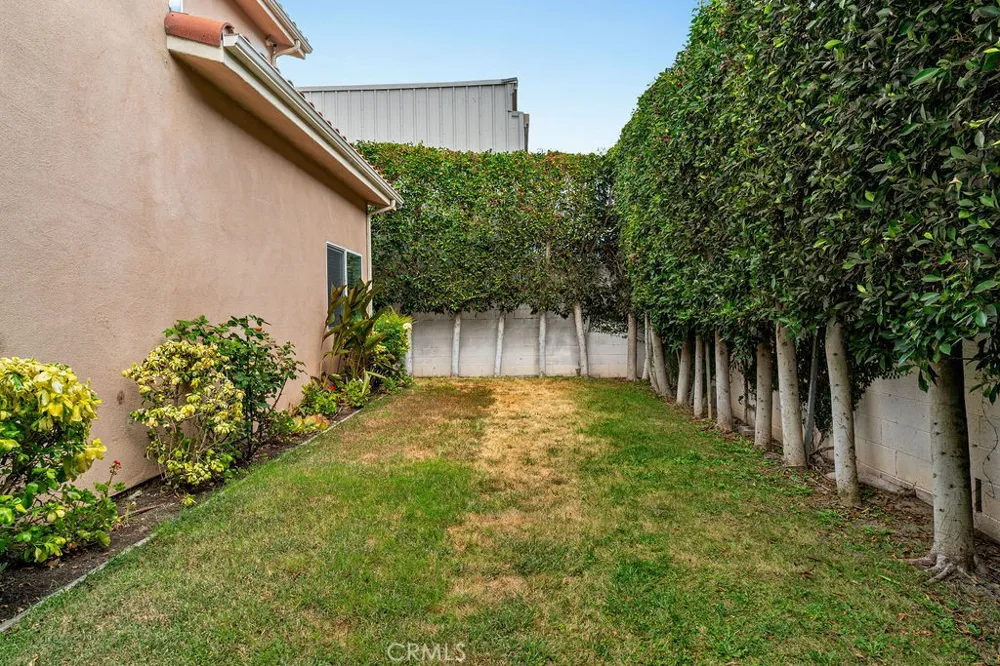 24842 Frampton Avenue Harbor City, CA 90710