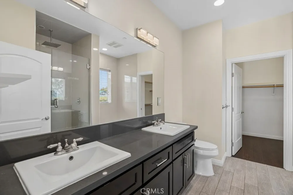 24842 Frampton Avenue Harbor City, CA 90710