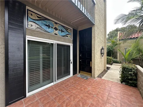 938 Palo Verde Avenue