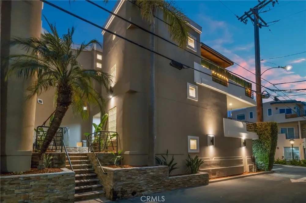 417 23rd Street Manhattan Beach, CA 90266