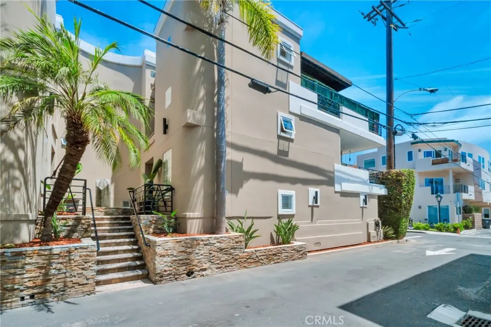 417 23rd Street Manhattan Beach, CA 90266
