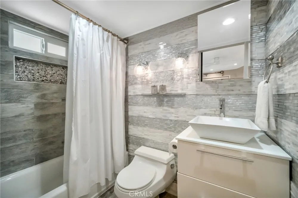 417 23rd Street Manhattan Beach, CA 90266