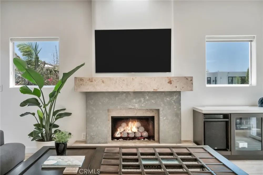 417 23rd Street Manhattan Beach, CA 90266