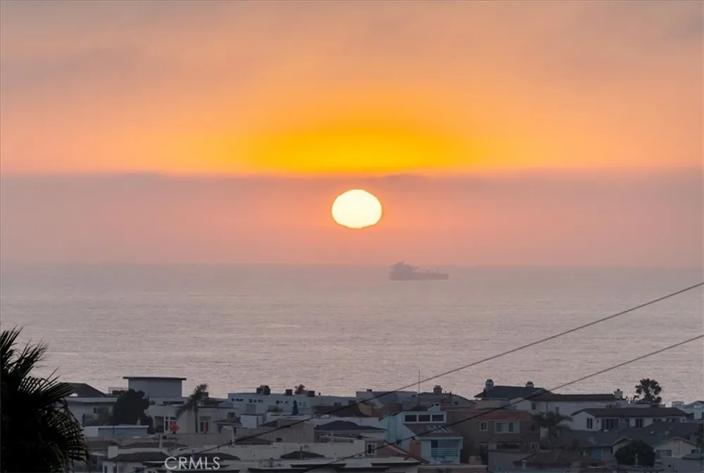 947 7th Street Hermosa Beach, CA 90254