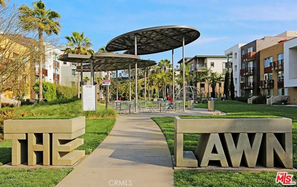13044 Pacific Promenade #128 Playa Vista, CA 90094