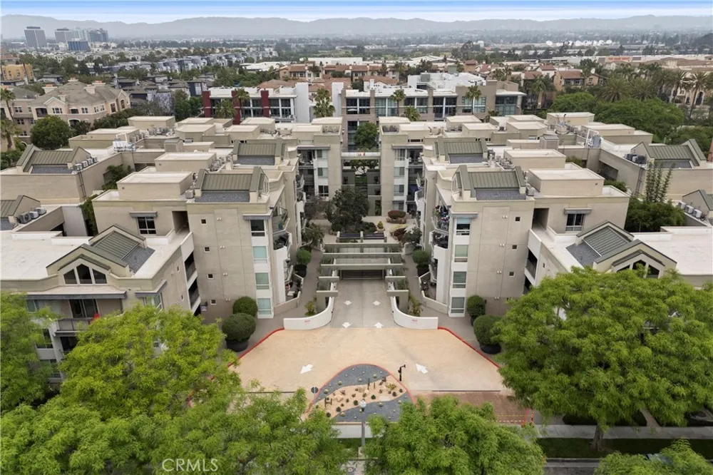 13044 Pacific Promenade #128 Playa Vista, CA 90094