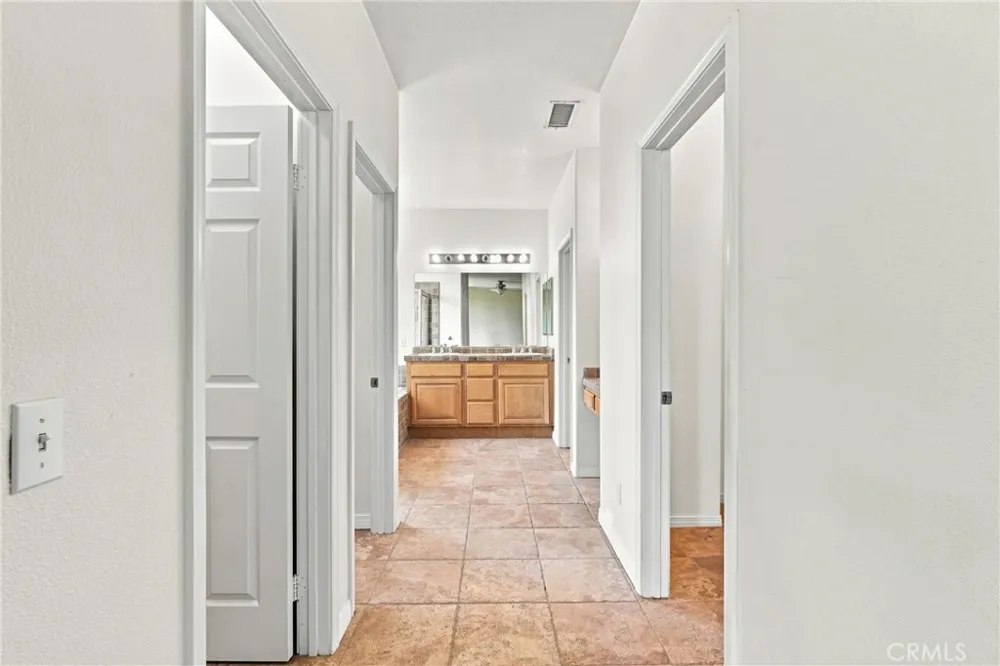 4108 Crestview Drive Lake Elsinore, CA 92530