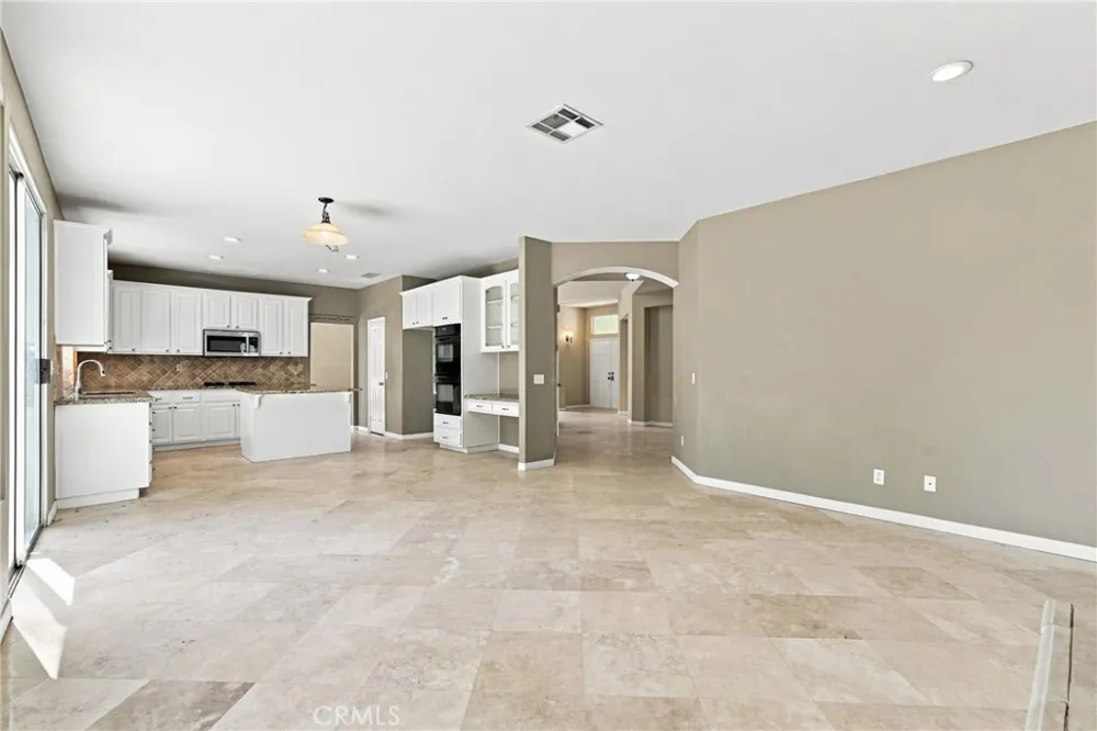 4108 Crestview Drive Lake Elsinore, CA 92530