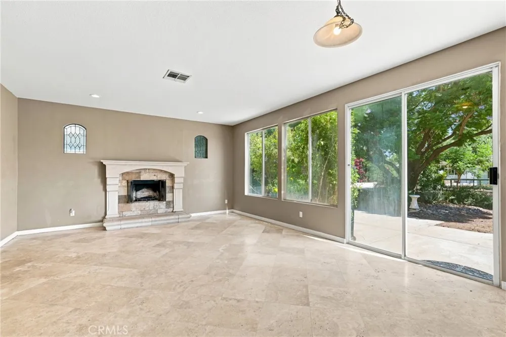 4108 Crestview Drive Lake Elsinore, CA 92530