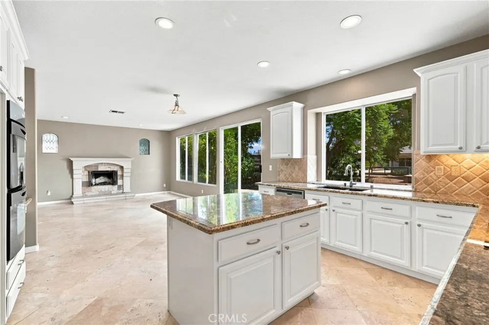 4108 Crestview Drive Lake Elsinore, CA 92530