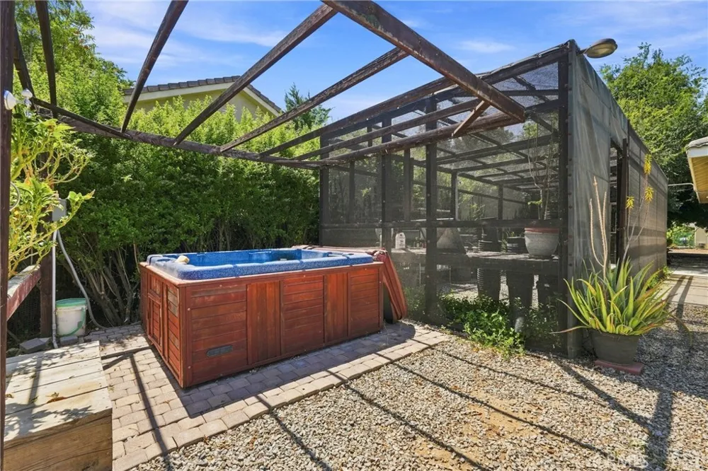 4108 Crestview Drive Lake Elsinore, CA 92530