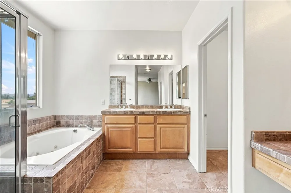 4108 Crestview Drive Lake Elsinore, CA 92530