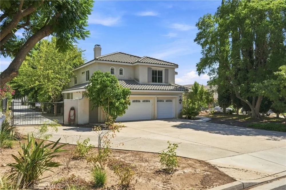 4108 Crestview Drive Lake Elsinore, CA 92530
