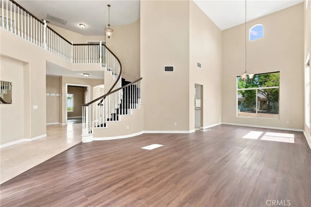 4108 Crestview Drive Lake Elsinore, CA 92530