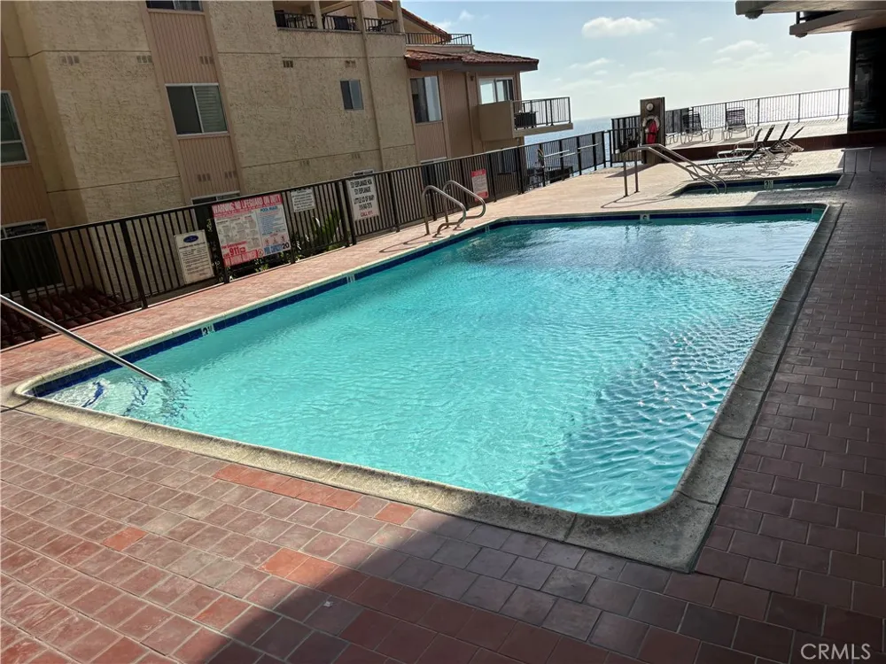 531 Esplanade #509 Redondo Beach, CA 90277