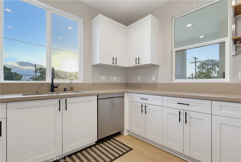 14352 Andean Way Gardena, CA 90249