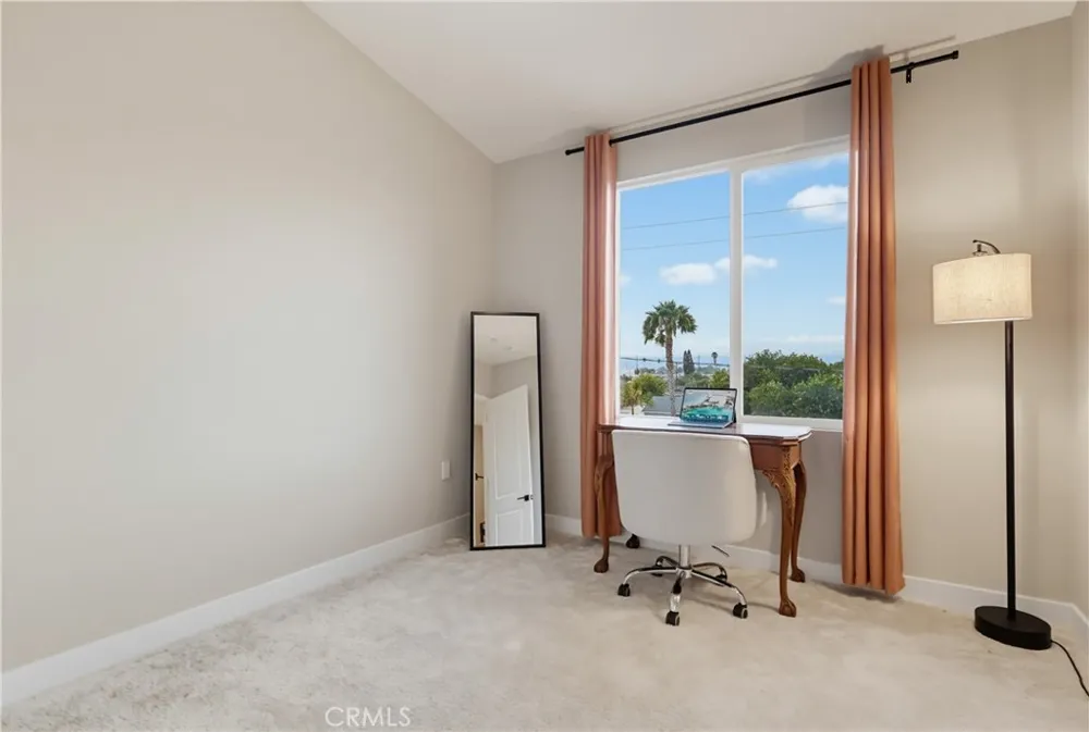 14352 Andean Way Gardena, CA 90249