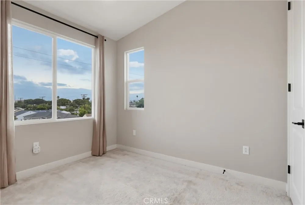 14352 Andean Way Gardena, CA 90249