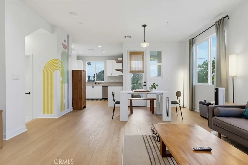 14352 Andean Way Gardena, CA 90249