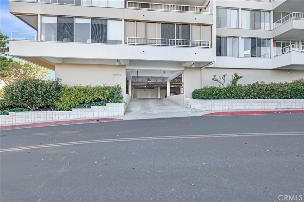32735 Seagate Drive #108 Rancho Palos Verdes, CA 90275
