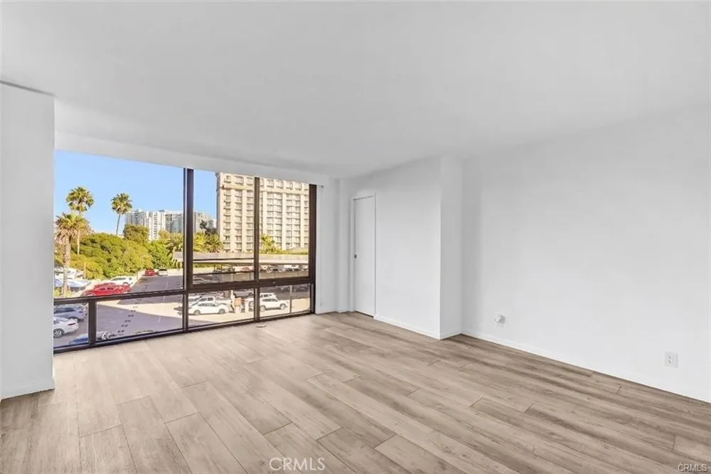 4337 Marina City Dr #149 Marina del Rey, CA 90292