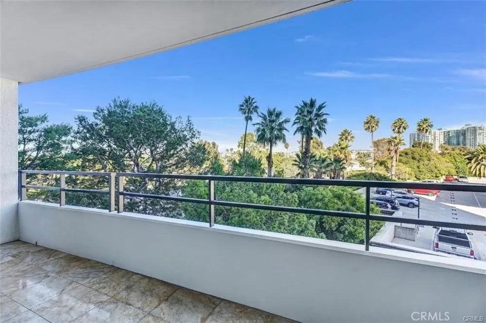 4337 Marina City Dr #149 Marina del Rey, CA 90292