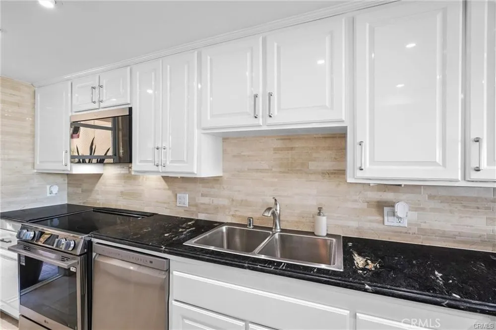 4337 Marina City Dr #149 Marina del Rey, CA 90292