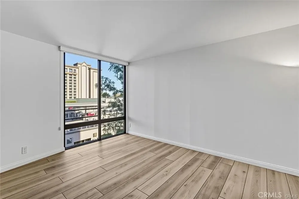 4337 Marina City Dr #149 Marina del Rey, CA 90292