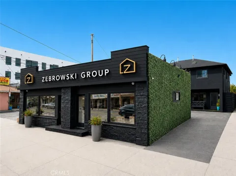 325 Culver Blvd #3