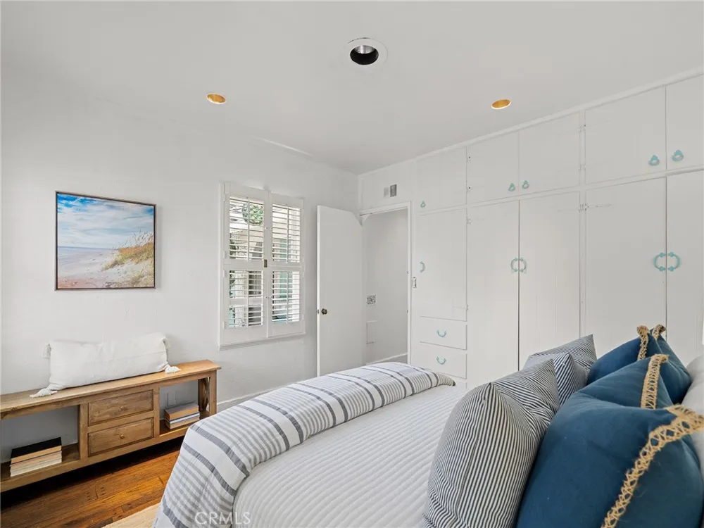 809 Esplanade Redondo Beach, CA 90277