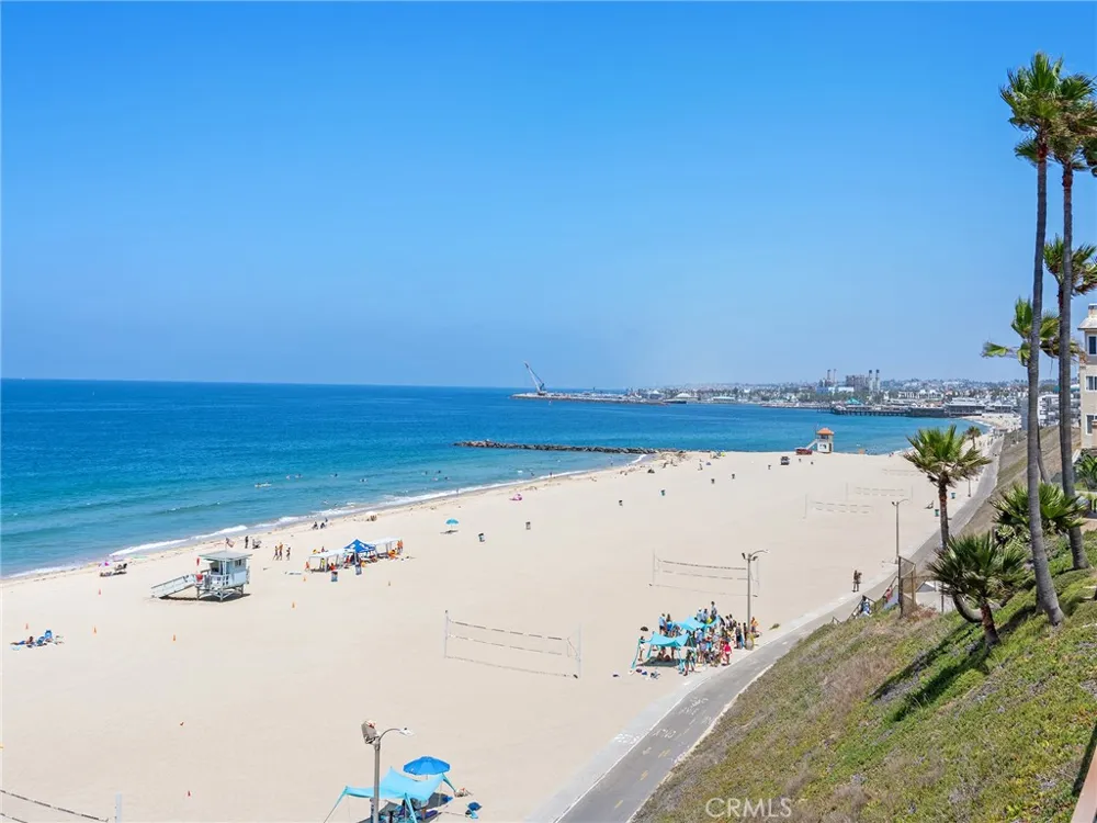 809 Esplanade Redondo Beach, CA 90277