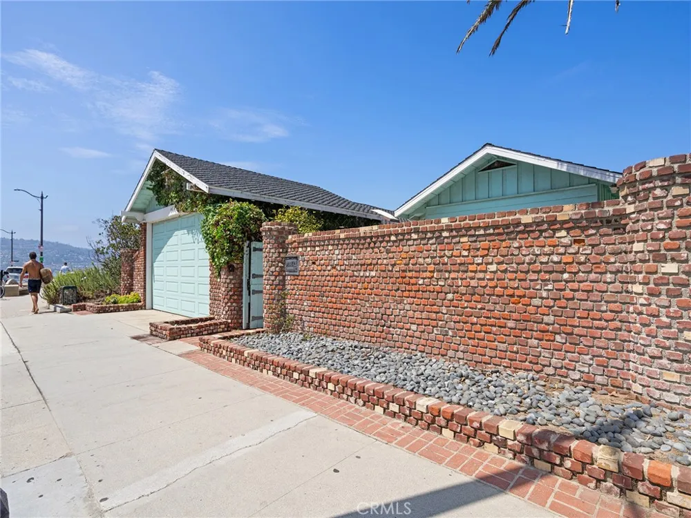 809 Esplanade Redondo Beach, CA 90277