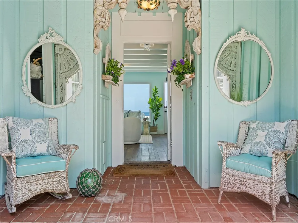 809 Esplanade Redondo Beach, CA 90277