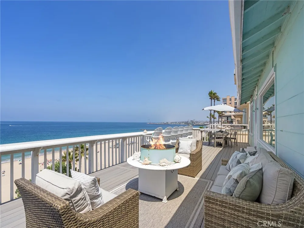809 Esplanade Redondo Beach, CA 90277