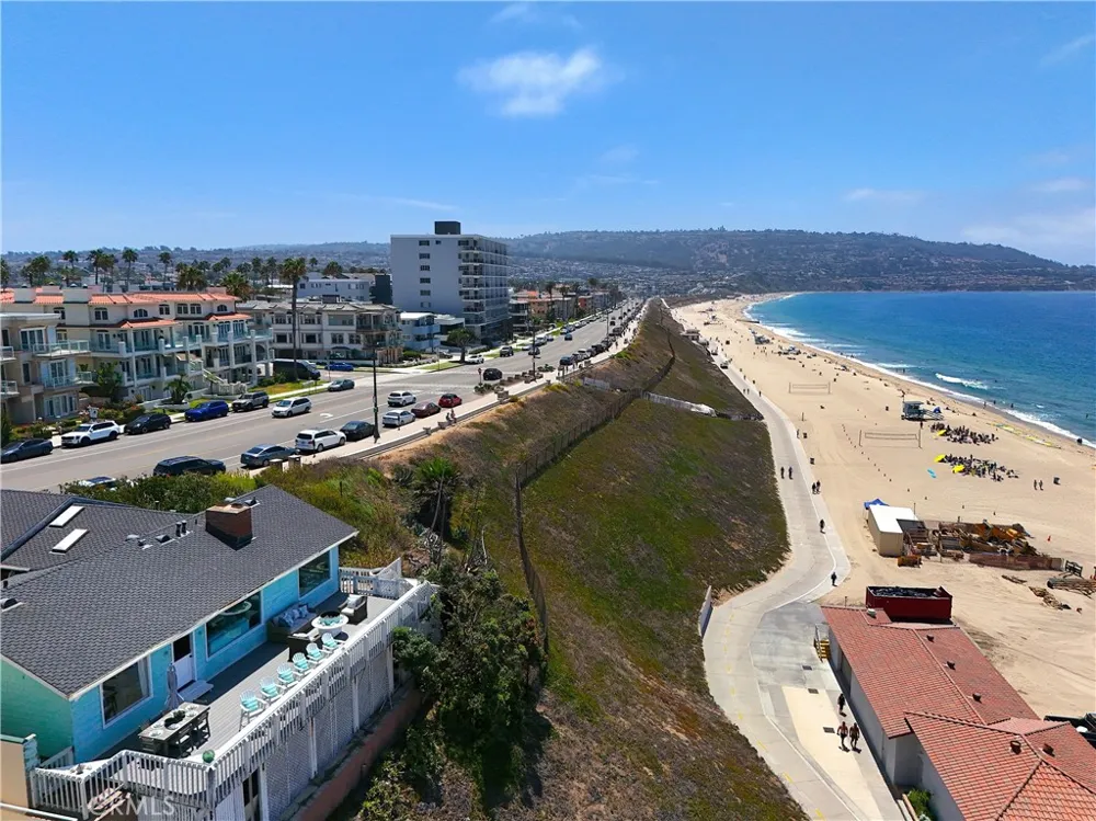809 Esplanade Redondo Beach, CA 90277