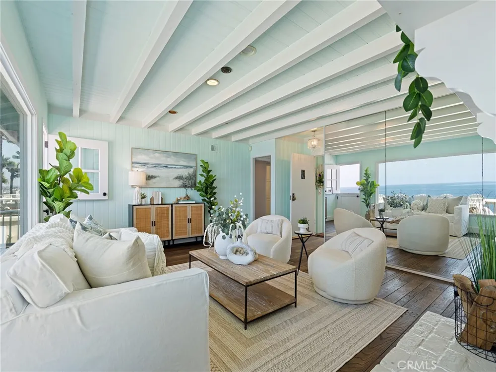 809 Esplanade Redondo Beach, CA 90277