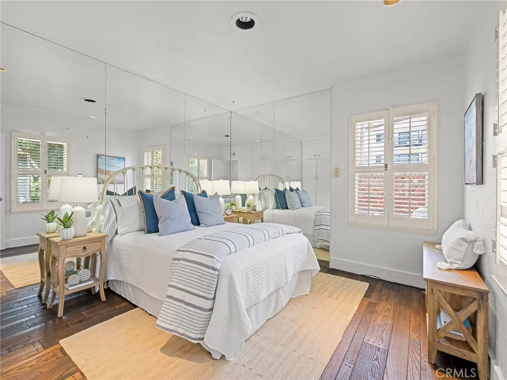 809 Esplanade Redondo Beach, CA 90277