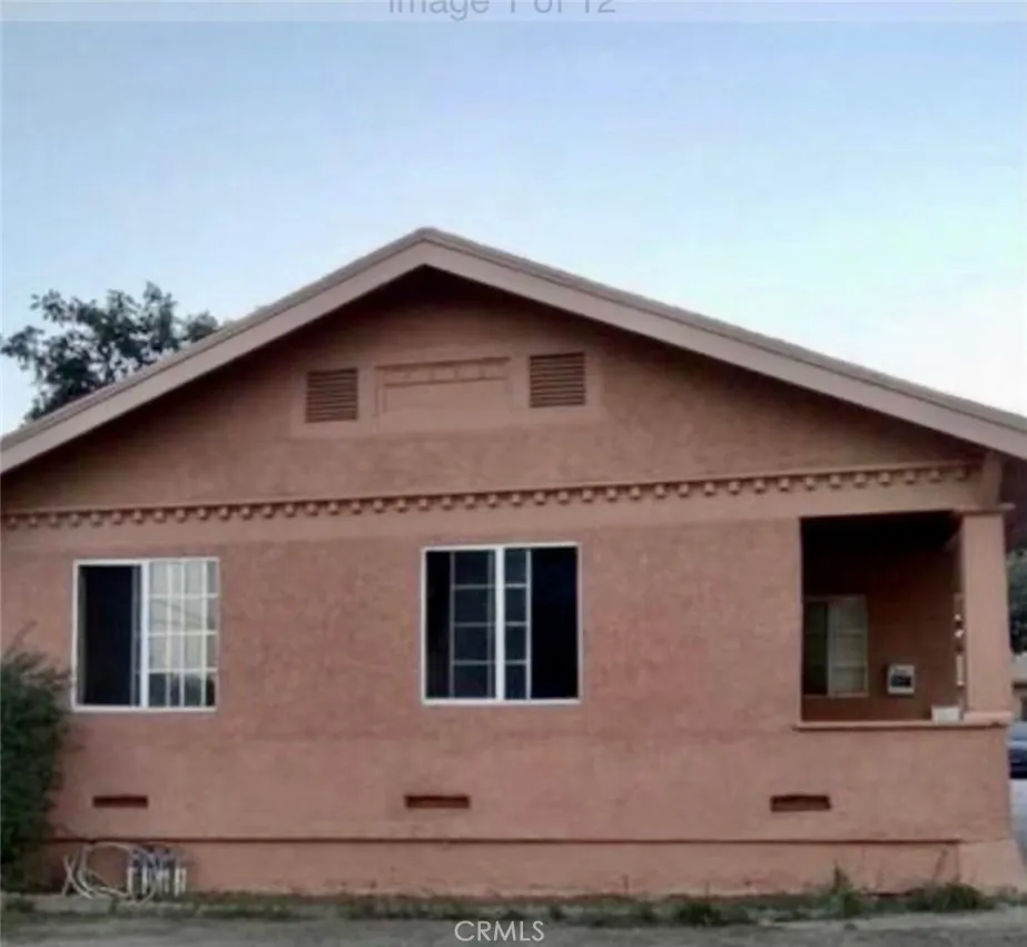 1448 W 106th Los Angeles, CA 90047
