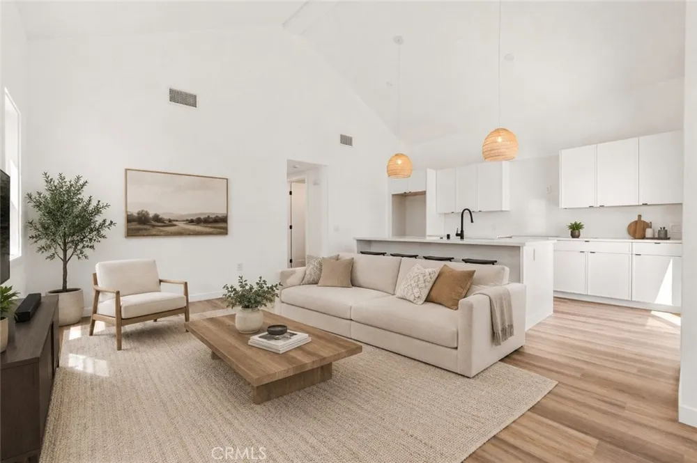 226 Arena Street El Segundo, CA 90245