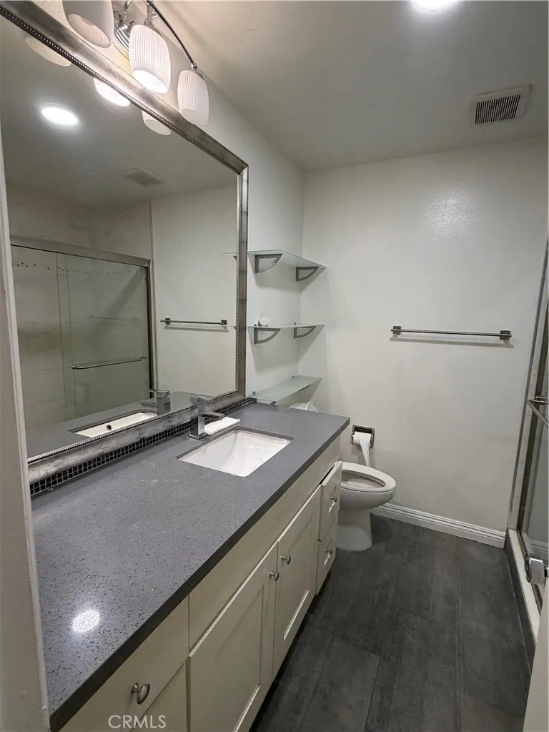 4477 Wilshire Blvd #104 Los Angeles, CA 90010